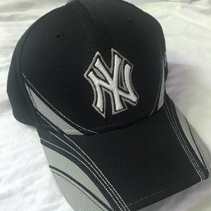 New Era New York Yankees Hat Medium/Large